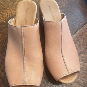 Women's Tan Leather Slide Chunky Heel